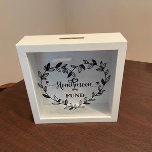Honeymoon fund box
